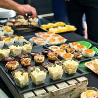 Smiile Traiteur Marseille - Brunch Lendemain de Mariage - Assortiment de desserts Smiile Traiteur Marseille - Brunch Lendemain de Mariage - Assortiment de desserts