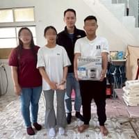 母親一個人,撐起了三口之家的全部生活 母親一個人,撐起了三口之家的全部生活