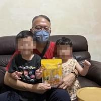 三個年幼孩子,需要一份穩定的照顧,分別只有 4歲、2歲... 三個年幼孩子,需要一份穩定的照顧,分別只有 4歲、2歲...