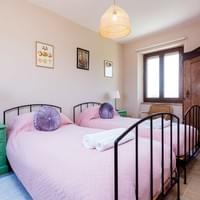 Top floor Twin bedroom Top floor Twin bedroom