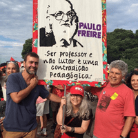 Nossas referências na luta, Paulo Freire e Chico Alencar, na Região Portuária em outro ato pela Educação! Nossas referências na luta, Paulo Freire e Chico Alencar, na Região Portuária em outro ato pela Educação!
