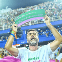 E continuamos transformando luto em luta, porque, Brasil , chegou a vez de ouvir as Marias, Mahins, Marielles, malês E continuamos transformando luto em luta, porque, Brasil , chegou a vez de ouvir as Marias, Mahins, Marielles, malês