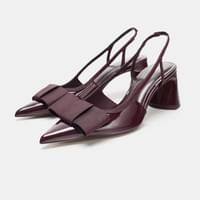 CHAUSSURES À TALONS AVEC NOEUD CHAUSSURES À TALONS AVEC NOEUD