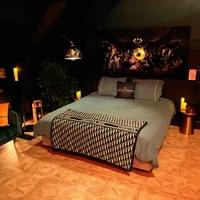 Loco Paradiso bedroom