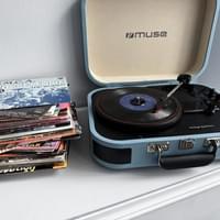 Vinyl player with bluetooth