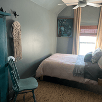 Peaceful and soothing bedroom