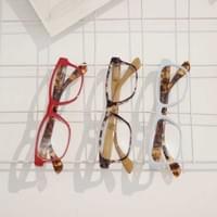 unisex reader unisex reader