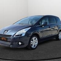 PEUGEOT 5008 2.0 HDi - 5 000 € PEUGEOT 5008 2.0 HDi - 5 000 €
