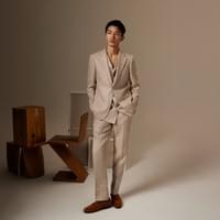 Retail Price ¥8,480/$1,480 Retail Price ¥8,480/$1,480