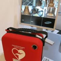 AED完備、防犯カメラ設置済み