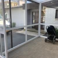 local à poussette - sur-mesure - Menuiserie extérieure - Menuisier local à poussette - sur-mesure - Menuiserie extérieure - Menuisier