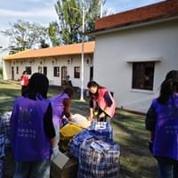 香港關懷力量義工搬運物資 香港關懷力量義工搬運物資