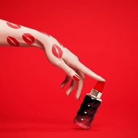 Mannequin mains pour Cacharel Mannequin mains pour Cacharel