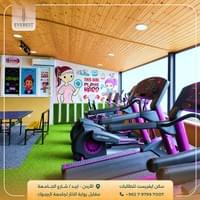 أجواء رياضية داخل السكن أجواء رياضية داخل السكن
