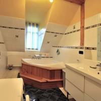 Dolní koupelna Dolní koupelna