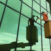 تنظيف زجاج مكاتب شركة تنظيف زجاج مكاتب شركة