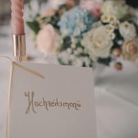 Elegante Tischdekoration zur Hochzeit im Straßenheimer Hof Elegante Tischdekoration zur Hochzeit im Straßenheimer Hof