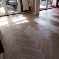 Menuisier - menuisier ébéniste - parquet - bâton rompu - sol - Luxembourg - Menuiserie - vinyle Menuisier - menuisier ébéniste - parquet - bâton rompu - sol - Luxembourg - Menuiserie - vinyle