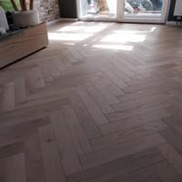 Menuisier - menuisier ébéniste - parquet - bâton rompu - sol - Luxembourg - Menuiserie - vinyle Menuisier - menuisier ébéniste - parquet - bâton rompu - sol - Luxembourg - Menuiserie - vinyle