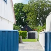 Ingång från gatan!