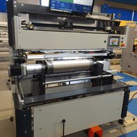 MIDI-iTABLE, automatic mounter, version for SHAFTLESS cylinders MIDI-iTABLE, automatic mounter, version for SHAFTLESS cylinders