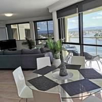 Riverfront 2B2B Apartment