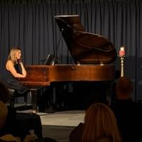 Michelle Lynne Michelle Lynne