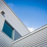 ブロッサム新しい外壁と窓