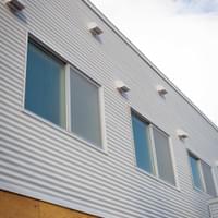 ブロッサム 新しい外壁 青空