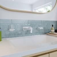 Accessoire de salle de bain - Crochet double Accessoire de salle de bain - Crochet double