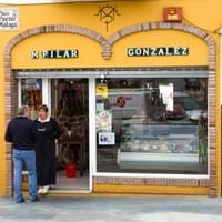 En av alla charkuterier i Marbella