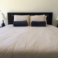 QUEEN ROOM QUEEN ROOM