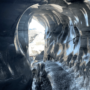 Vatnajökull Ice Cave, Iceland Vatnajökull Ice Cave, Iceland
