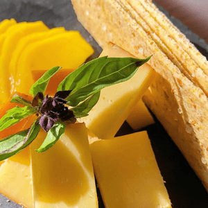 Z Crackers Sea Salt & Olive Oil + Smoked Seaside Cheddar + Mango + Thai Basil