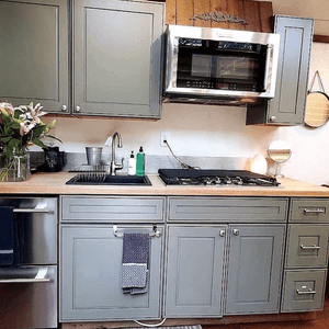 Full Kitchen Full Kitchen