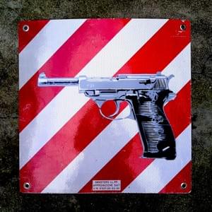 P38 sur panneau P38 sur panneau