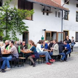 Gespräche und Diskussionen in den Pausen