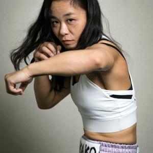 プロボクサー 藤原芽子 / 202010