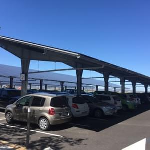 Ombrière de parking - 1MWc - Aéroport de Rivesaltes (66) Ombrière de parking - 1MWc - Aéroport de Rivesaltes (66)