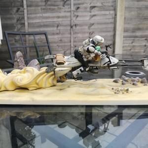 The Child - Speederbike Diorama The Child - Speederbike Diorama