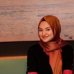 v« I would like to create innovations in bio-genetic engineering, I would like to change GMO. Because food makes lots of people sick and their immune system and fertility decline. This is a real problem for the future. I do not know if I could change the world, but if I could even change it as little as by, that will be a victory. »