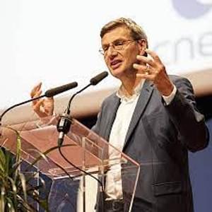 Gilles RABIN I Director of Innovation, Applications & Science I CNES Gilles RABIN I Director of Innovation, Applications & Science I CNES