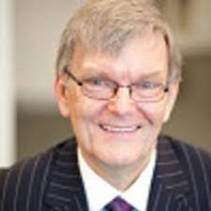 Graeme SWEENEY I CHAIRMAN, Former VP I EU Graeme SWEENEY I CHAIRMAN, Former VP I EU