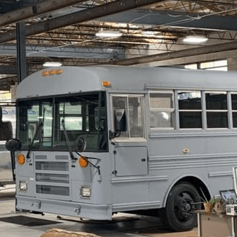 SKOOLIE - EXTERIOR SKOOLIE - EXTERIOR