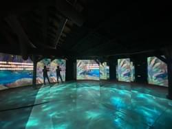 「夜光生態館」