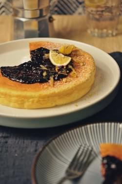 2019 homemade Japanese cheese cake with blueberry marmelade and lemon zesr confit 2019 homemade Japanese cheese cake with blueberry marmelade and lemon zesr confit