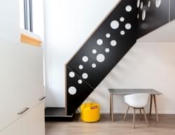 Escalier vers mezzanine