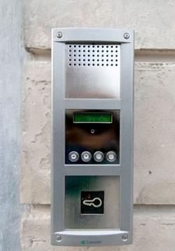 Digipass à l'entrée de la résidence