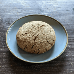 ロッゲン(ライ麦100%) ロッゲン(ライ麦100%)