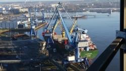 Port de commerce Lorient - L.Chéreau -  DSP-Consulting.com Port de commerce Lorient - L.Chéreau -  DSP-Consulting.com